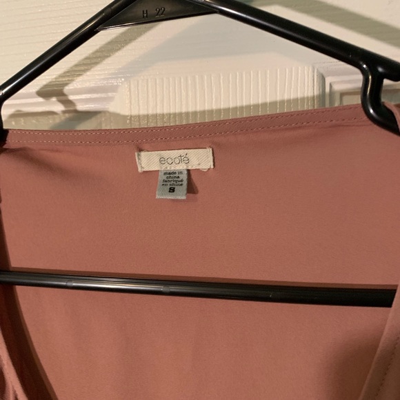 Studded detail top in pink/tan color - Picture 2 of 4